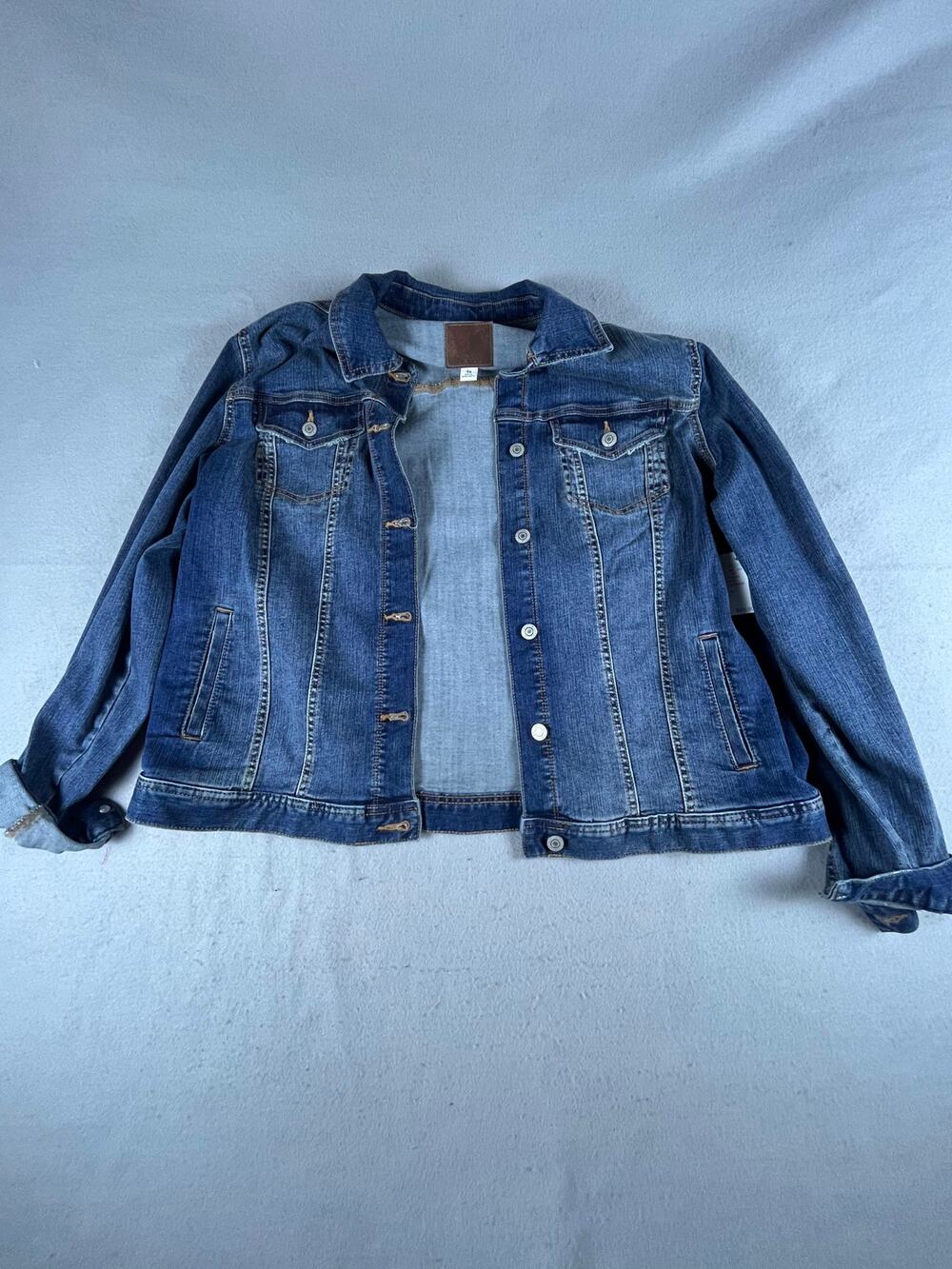 Maurices Denim Jacket Women 1X Blue Button Up Medium Wash Layering Going Out NWT